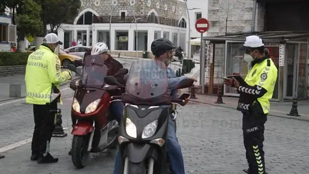 Bodrum'da Trafik Denetlemelerinde 2873 Araca Çeşitli Cezai İşlem Yapıldı