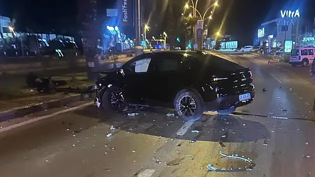 Bodrum'da Trafik Kazası: Alkollü Sürücü Arkadan Çarptı, Bir Kişi Yaralandı
