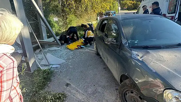 Bodrum'da Trafik Kazası: Otomobilin Çarptığı Kadın Yaralandı