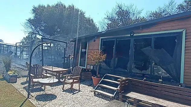 Bodrum'da Yangında 4 Tiny House Kül Oldu