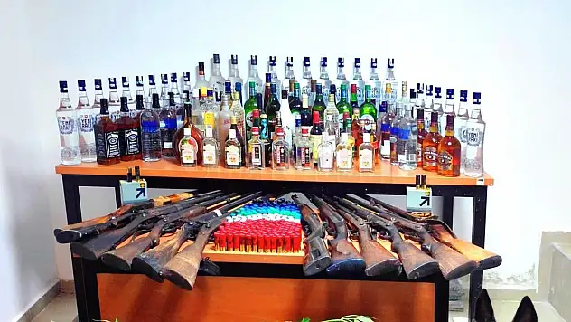 Bodrum'da Yapılan Operasyonda Uyuşturucu ve Çok Sayıda Tüfek ele Geçirildi