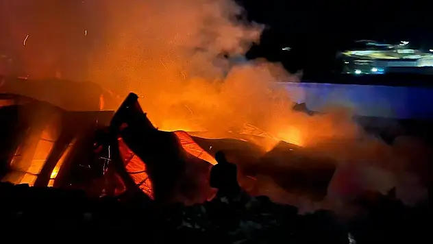 Bodrum'da Yat Bakım Tesisinde Yangın