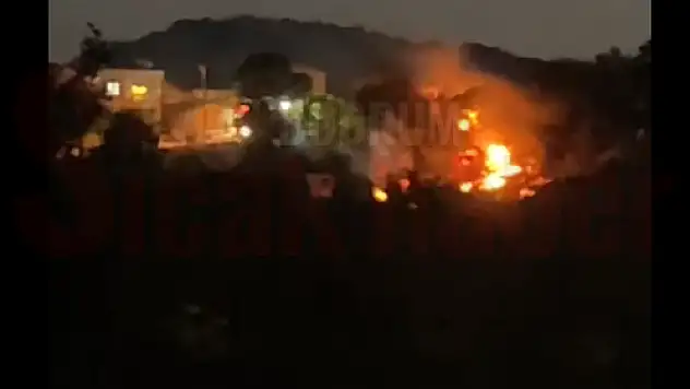 Bodrum'da Yerleşim Yerlerine Yakın Yangın Çıktı