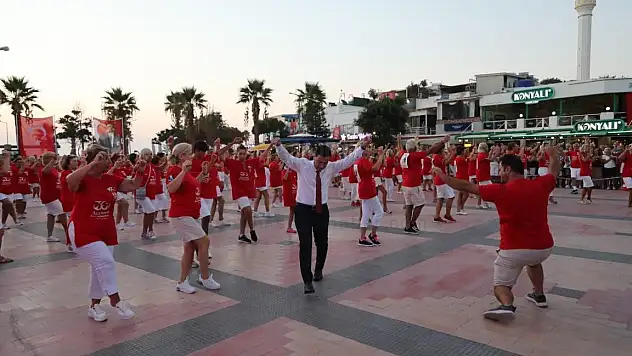 Bodrumda Yüzüncü Yıl Coşkusu