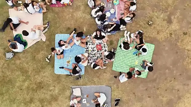 Bodrumlu Çocuklardan Anlamlı Mesaj: Hayatı Kaçırma!