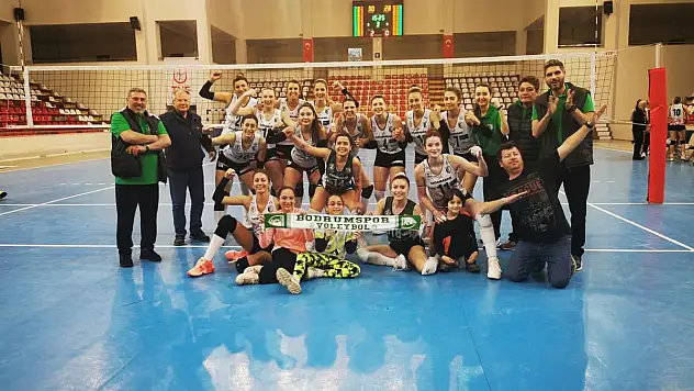 Bodrum'un İncileri artık yarı final yolunda