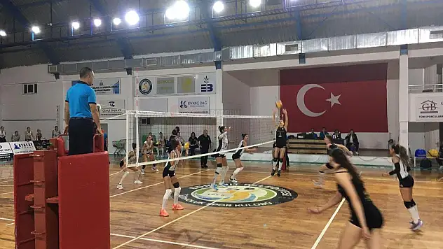 Bodrum'un İncileri Yuvaya Mağlup Dönüyor