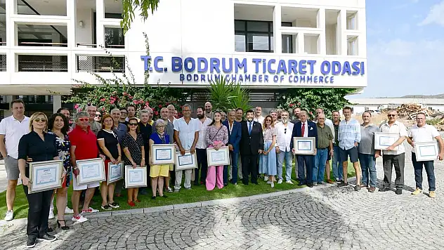 BODTO MECLİS TOPLANTISINDA KOMİTE ÜYELERİNE HİZMET TEŞEKKÜR BELGELERİ VERİLDİ