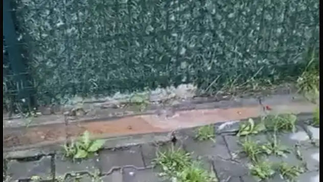 Boru patladı tepkiler yükseldi