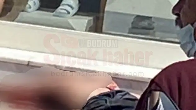 Bunalıma Giren Genç, Kendini Kesti