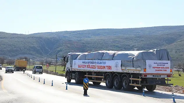 Büyükşehir Belediyesinin Yardım Tırları Yola Çıktı