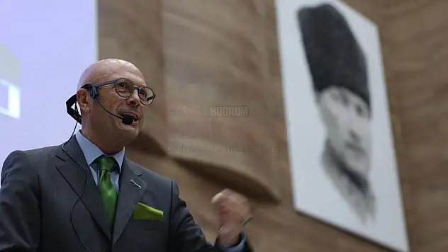 Büyükşehir Erol Mütercimler Söyleşisi'ne Yoğun İlgi