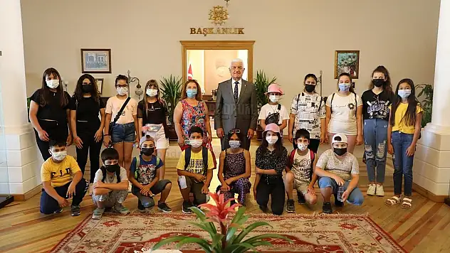 Büyükşehir Hizmet Binası Minik Ziyaretçileri Ağırladı