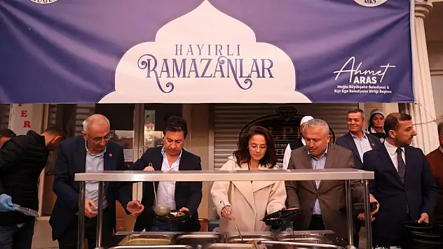 Büyükşehir İftar Yemekleri Kavaklıdere İle Devam Etti