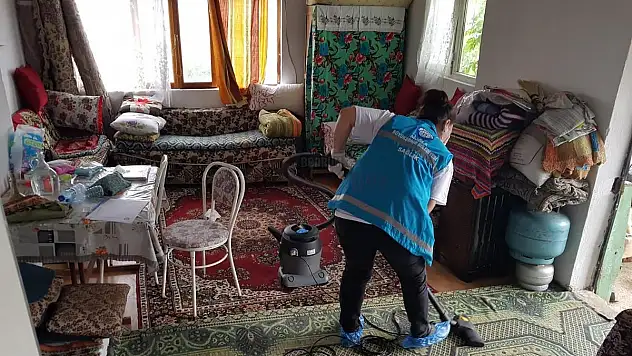 Büyükşehir Kırsaldaki Çınarlarına Sahip Çıkıyor