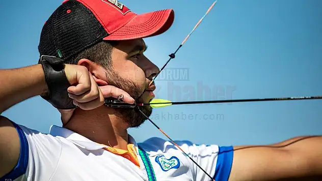 Büyükşehir Okçusu Türkiye Rekoru Kırdı