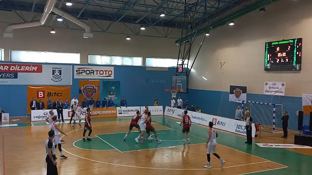 Çağdaş Bodrum Spor Karşıyaka Belediyesporu 78 - 56 Skorla Yendi.
