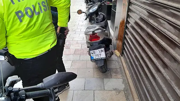 Çalınan Motosiklet Bulunup Sahibine Teslim Edildi