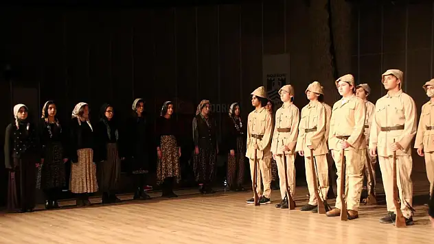 'Çanakkale Geçilmez' ile Mehmetçikler Duygu Dolu Anlar Yaşattı