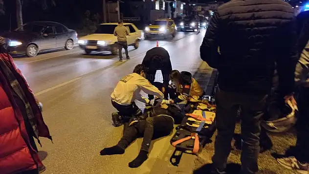 ÇARPMANIN ETKİSİ İLE  KARŞI YOLA SAVRULDU