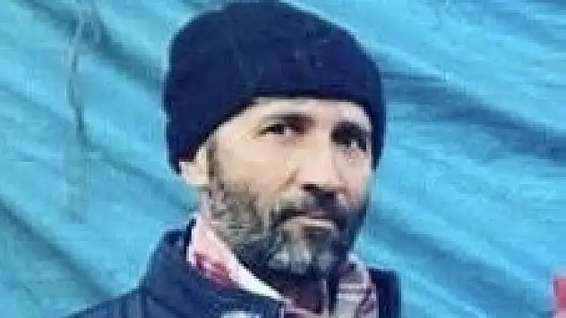 Çatıdan düşen adam hayatını kaybetti