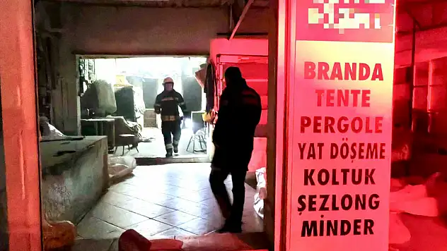 Çekyat alev aldı işletmeci son anda söndürdü