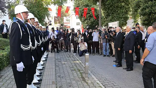 CHP Genel Başkanı Kılıçdaroğlu Muğla'da pazarcılarla bir araya geldi