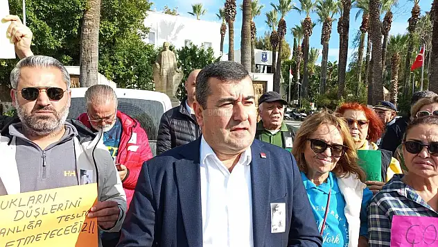 CHP İlçe Başkanı Karahan 'Ülke Tarikatlar Çöplüğüdür'