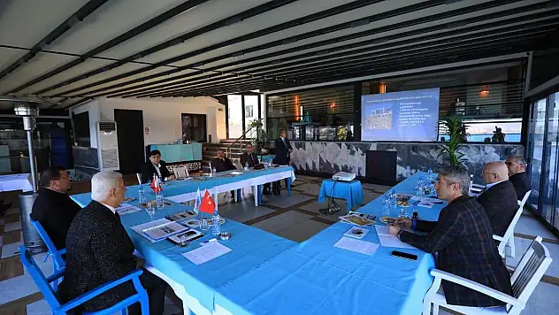 CHP'li Belediye Başkanları Milas'ta Buluştu