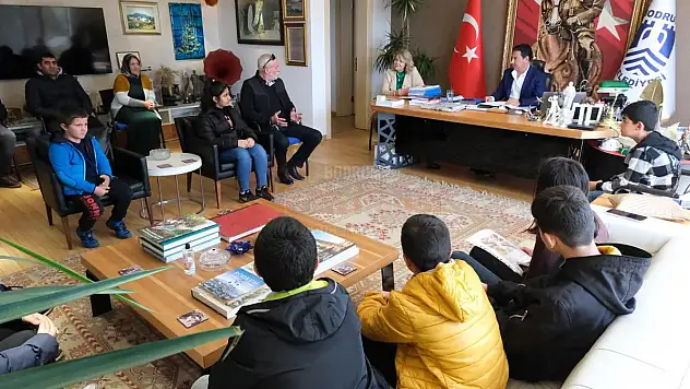 ÇOCUK MECLİSİNİN İLK DİLEKÇESİ