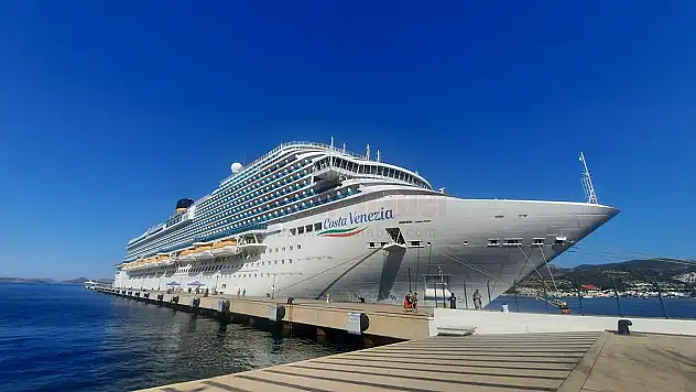Costa Venezia 1571 Yolcusu ile Bodrum'da