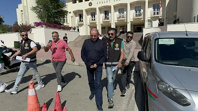 Cumhurbaşkanına Hakaret Eden Levent Arkan'ın İzmir'de ki Davası da Ortaya Çıktı
