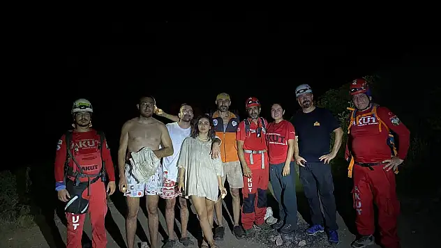 Dağlık Alanda Kaybolan 3 Kişi Bulundu