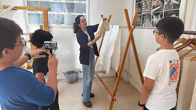 Dastar dokumacılığı öğrencilerin dijital dokunuşuyla geleceğe taşındı