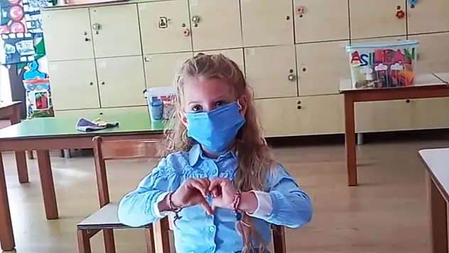 Datçalı öğrenciler 'Mavi kal Datça' klibi hazırladı