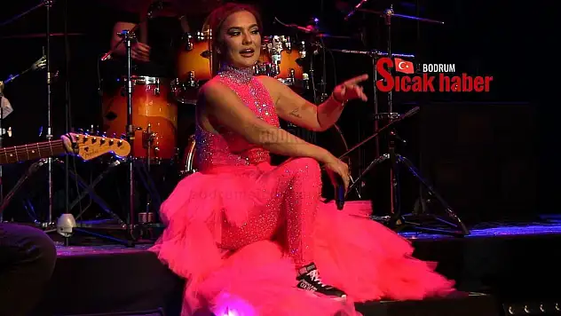 Demet Akalın Bodrumluları Coşturdu