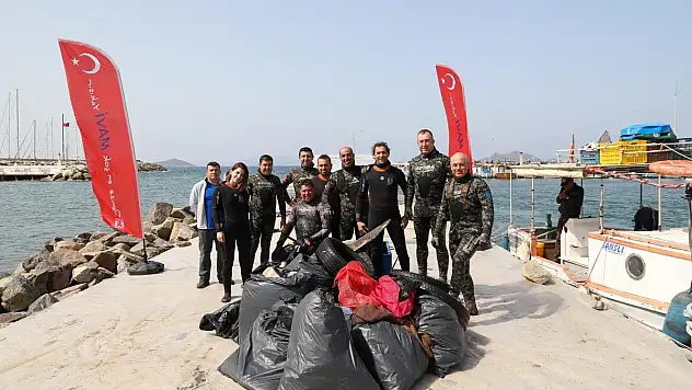 DENİZ DİBİ TEMİZLİĞİ DEVAM EDİYOR