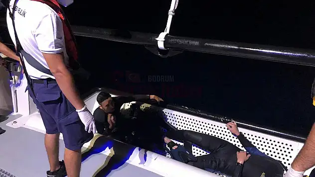 Denizde Yüzerken Yakalandılar