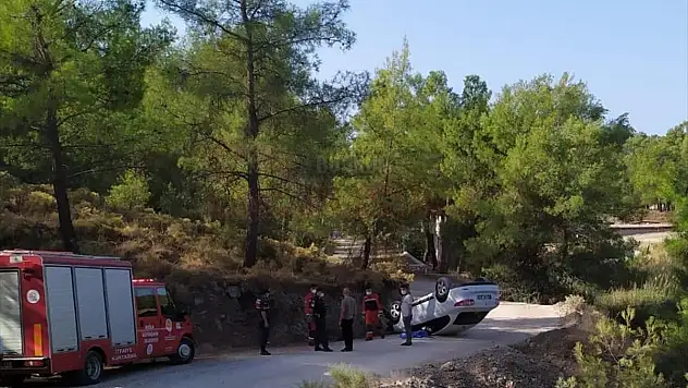 Devrilen Otomobilin Sürücüsü Hayatını Kaybetti