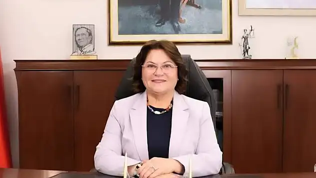 Didim Belediye Başkanı Hatice Gençay'a makamında saldırı girişimi