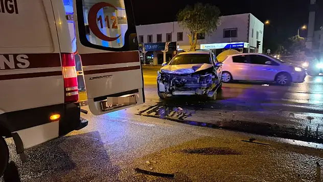 Dikkatsizlik Kazaya Sebep Oldu, 2 Yaralı