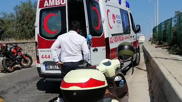 Direksiyon hakimiyetini kaybeden sürücü yaralandı !