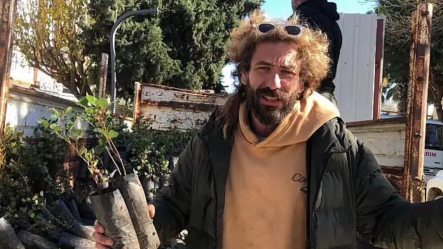 Doğaya nefes 2 bin harnup fidanı toprakla buluştu