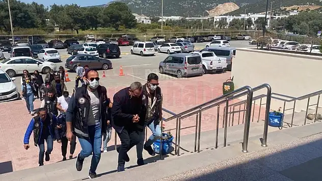 Dolandırıcılık Operasyonunda 11 Kişi Gözaltına Alındı