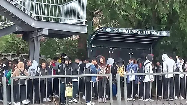 Dolmuş Duraklarında Mağduriyet Yaşanıyor