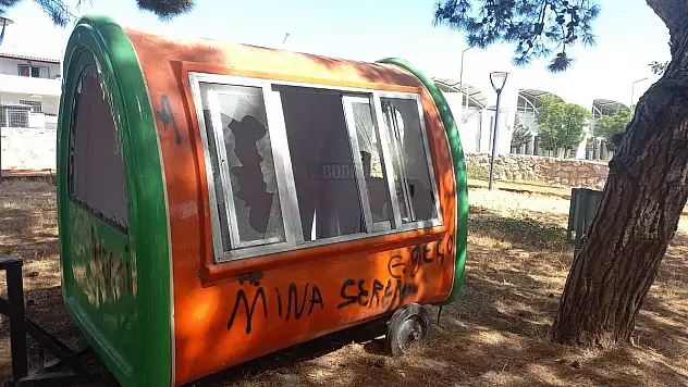 Dost Patiler Parkı Bunu Hak Etmiyor