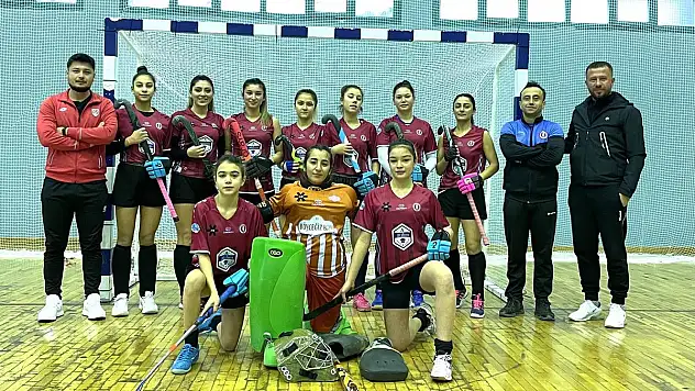 Ege Yıldızları Hokey'de Türkiye 3.sü