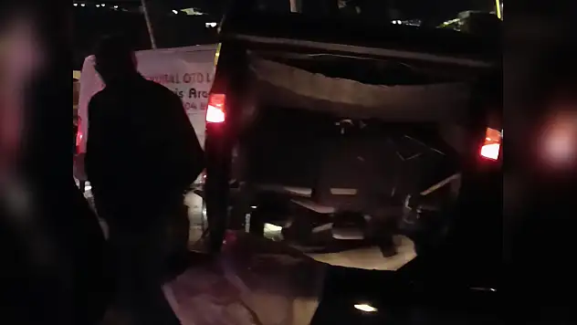 Ehliyetsiz sürücü kaza yaptı 2'si ağır 3 yaralı