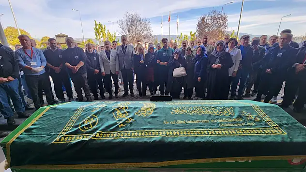 Ekrem Şababoğlu'na  duygu dolu veda