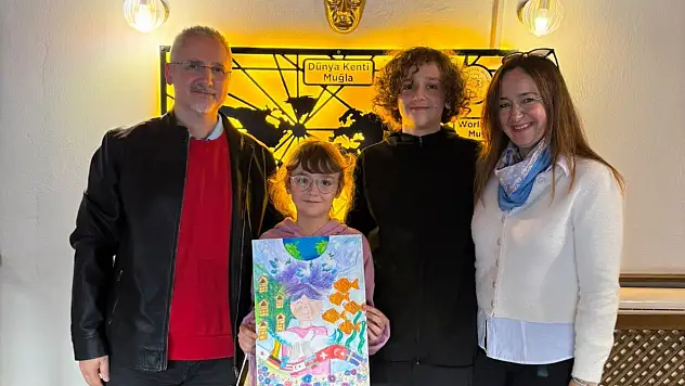 Eseriyle 19 ülke arasından seçildi, barışın renkleri yükseldi